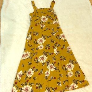 Xhileration NWT M Floral Sundress Midi Beach